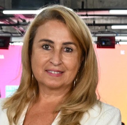 Foto Cris Prado HG.jpg